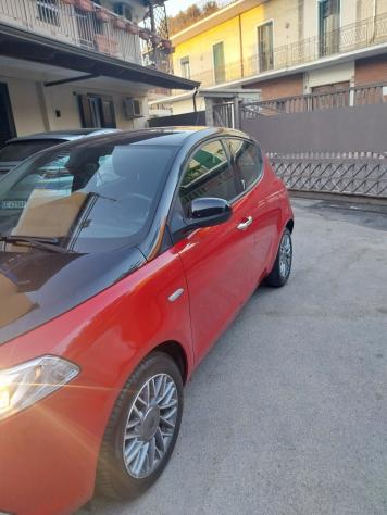 Lancia Ypsilon 1.2 69 CV 5 porte S&S Platinum Black&Red - Foto 3