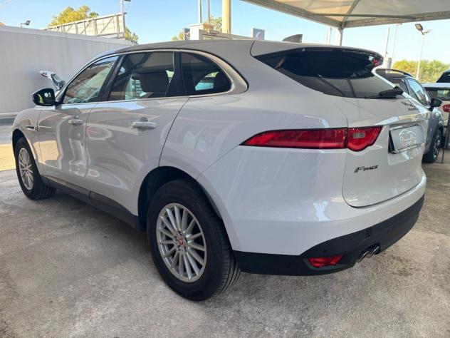JAGUAR - F-Pace - 2.0d 180 CV AWD aut. Prestige - Foto 4