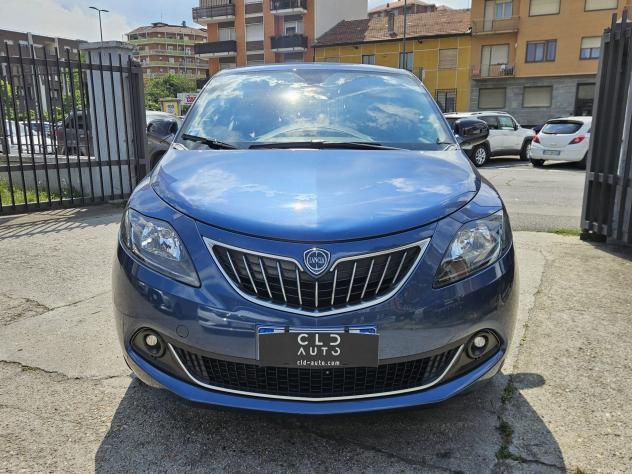 Lancia Ypsilon 1.0 FireFly 70cv Hybrid - Foto 2