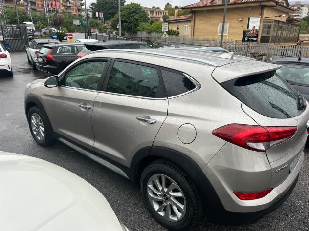 Hyundai Tucson 1.7 CRDi XPossible - Foto 5