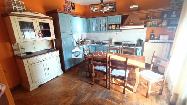 CASA INDIPENDENTE di 4 vani e di 300 mq (CROCETTA DEL MONTELLO) rif. AS105 - Foto 2