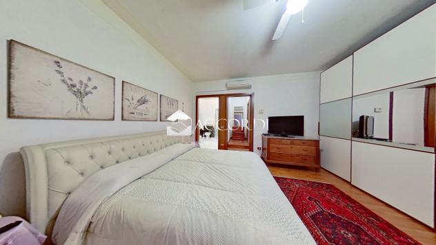 VILLA di 7 vani e di 430 mq (MONTEBELLUNA) rif. DG237AB - Foto 9