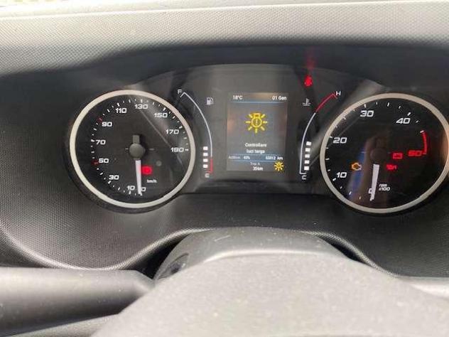 Iveco Daily 35 C14 2.3 Blue Hdi 136CV Sponda idraulica Dhollandia - Foto 7