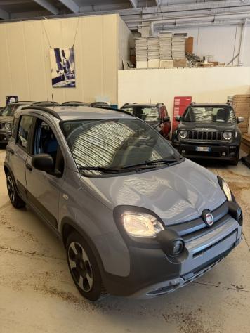 Fiat Panda 1.0 FireFly S&S Hybrid City Cross - Foto 3