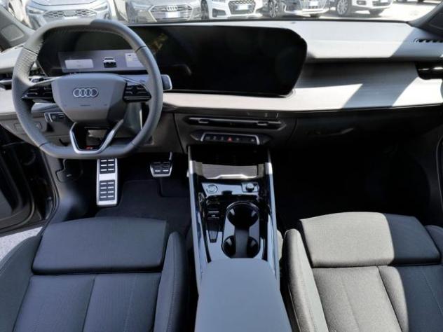 AUDI Q3 Sportback NEW 2.0 Tdi 150cv S-tr. S-line edition rif. 23958114 - Foto 7