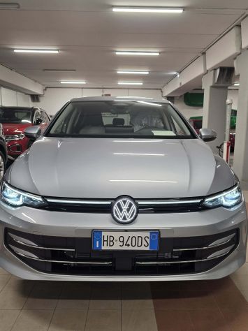 VW GOLF 8 eTSI Style 150cv - Foto 3