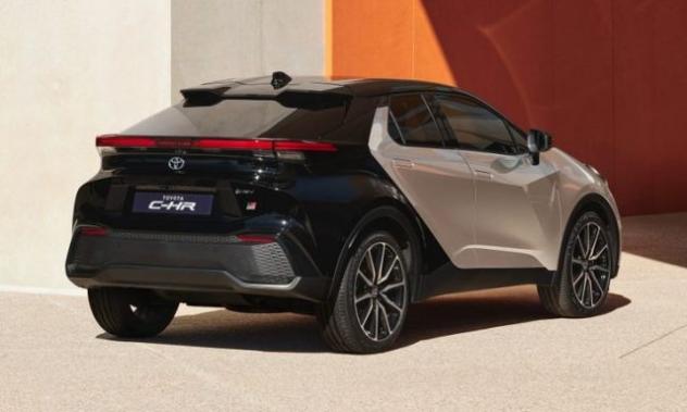 TOYOTA C-HR 1.8 HV GR Sport rif. 24050694 - Foto 6