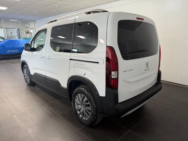 Peugeot Rifter BlueHDi 100 S&S Allure Standard - Foto 8
