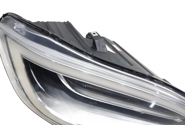 FARO ANTERIORE DESTRO TESLA Model S Serie 105357500B (12) - Foto 2