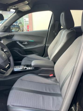 Peugeot 2008 PureTech 130 S&S EAT8 Allure - Foto 8