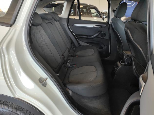 BMW X1 xDrive25e Plug-in Hybrid Auto Navi FariLED - Foto 6