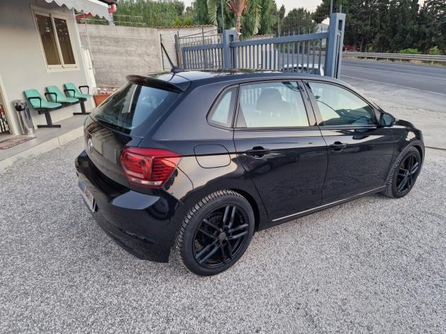 Volkswagen Polo Business 1.6 TDI 95 CV 5p. Highline BlueMotion Tech. - Foto 8