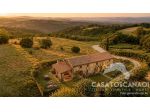 Vendita Rustico casale da 250 mq  con giardino