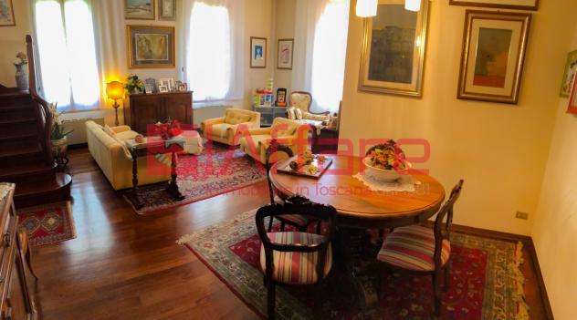 Villa in vendita a Montecatini-Terme 330 mq Rif: 943071 - Foto 8