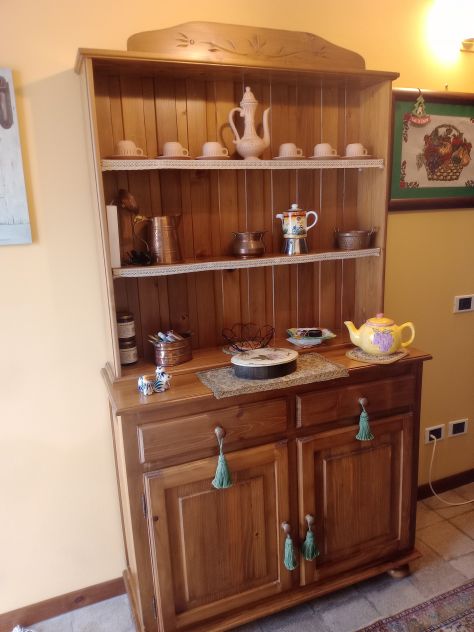 Vendo Credenza in legno