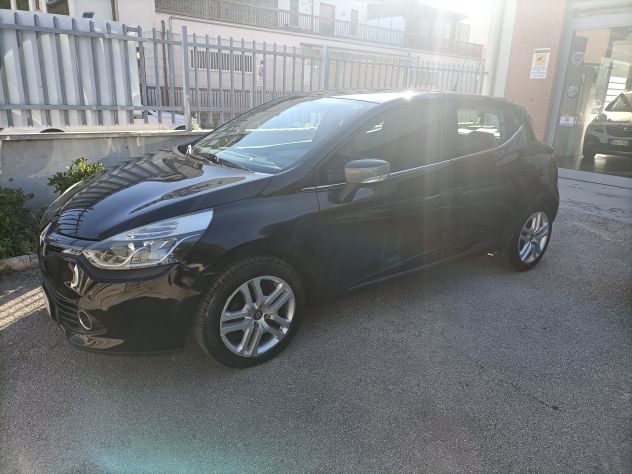 Renault Clio 1.2 5p Costume National - Foto 2