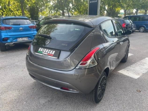 Lancia Ypsilon 1.0 FireFly Hybrid Gold - Foto 6