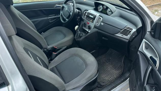 Lancia Ypsilon 1.2 ModaMilano - Foto 9