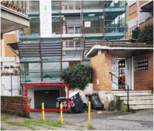 Immobile in asta di 3 m² in vendita a Roma - Foto 2