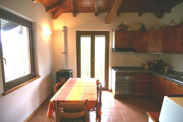 villa unifamiliare a Sovazza di Armeno mq140 numero locali quattro - Foto 4