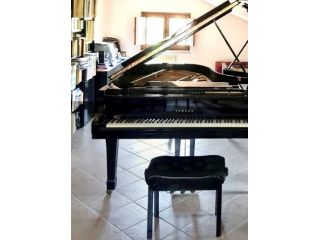 LEZIONI DI PIANOFORTE E CANTO MODERNO