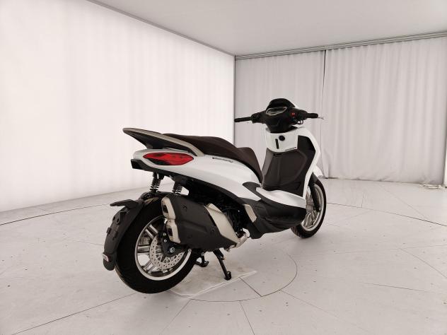 Piaggio Beverly 400 BEVERLY 400 HPE E5 MY22 BIANCO LUNA - Foto 4