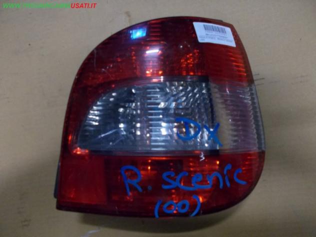 FANALE POST.D. RENAULT SCENIC (J64)  Parti elettriche  Fanaleria  Fanali  Fanale post. sx. RENAULT - MEGANE 5p / Coach / Classic / SW / Scenic - 01-04