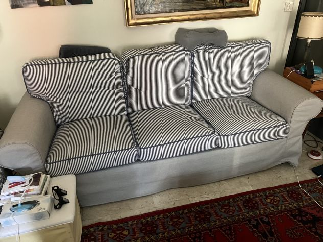 Vendo divano Ikea ottime condizioni
