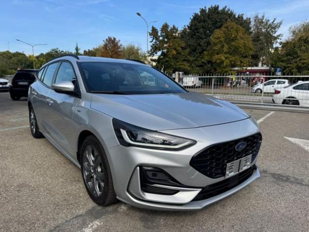 FORD Focus 1.0 EcoBoost Hybrid 155 CV Powershift SW ST-Line rif. 24153104 - Foto 2
