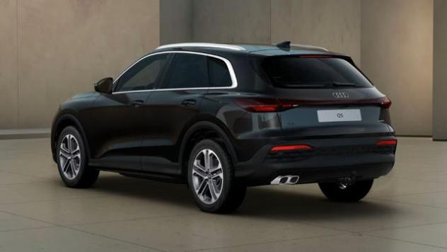 AUDI Q5 TDI Stronic q ACC MMI Gancio € 799 garanzia 7 anni rif. 23252660 - Foto 2