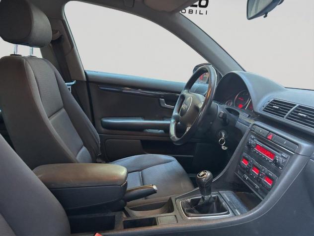 AUDI A4 2ª serie A4 1.9 TDI/130 CV cat Avant - Foto 9