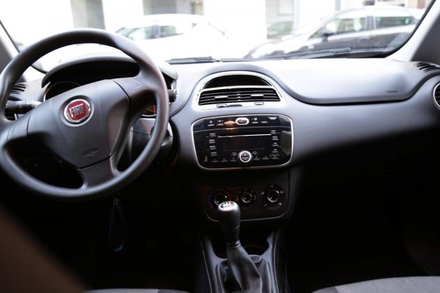 Fiat Punto 1.3 MJT II 75 CV 5 porte Street - Foto 2