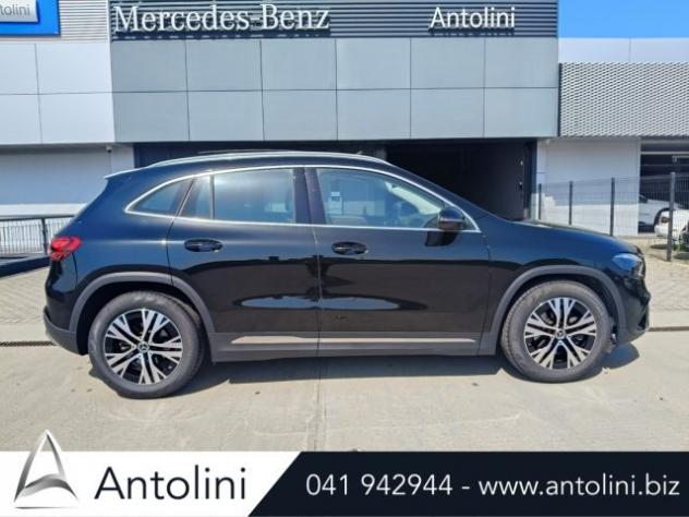 MERCEDES-BENZ GLA 180 d Autom. Progressive Advanced "TETTO PANORAMICO" rif. 24040219