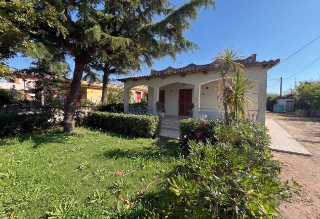 VILLINO DA RIMODERNARE CON AMPIO GIARDINO - PIEDIMONTE DI SESSA AURUNCA V3313