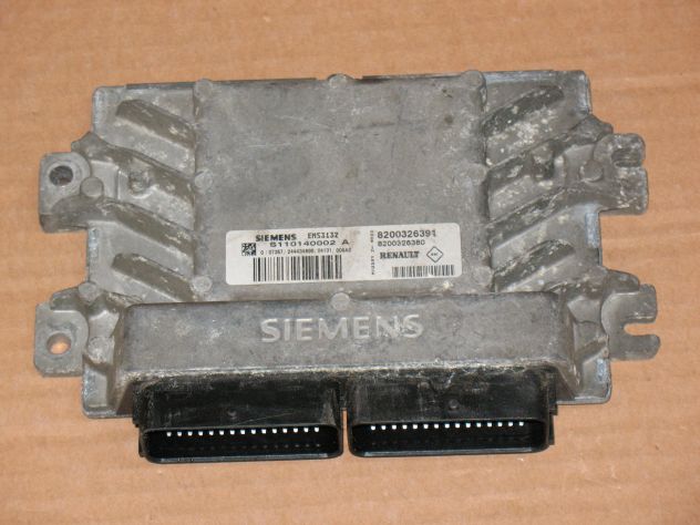 S110140002A ECU TWINGO EMS3132 S110140002A 8200326391 8200326380