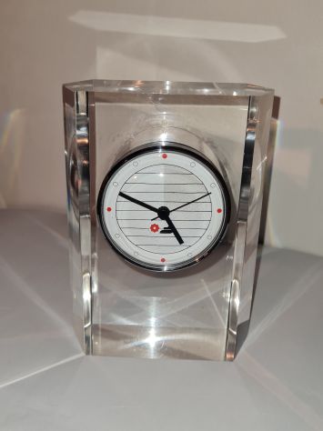 Orologio da Scrivania con logo di CANALE 5