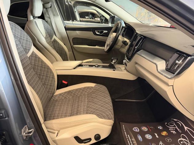 VOLVO XC60 2.0 D 190CV NAVI CAM LED XENO CRUIS 2018 - Foto 9