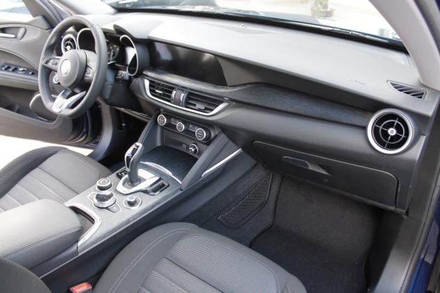 Alfa Romeo Stelvio 2.2 Turbodiesel 160 CV AT8 RWD Business - Foto 10