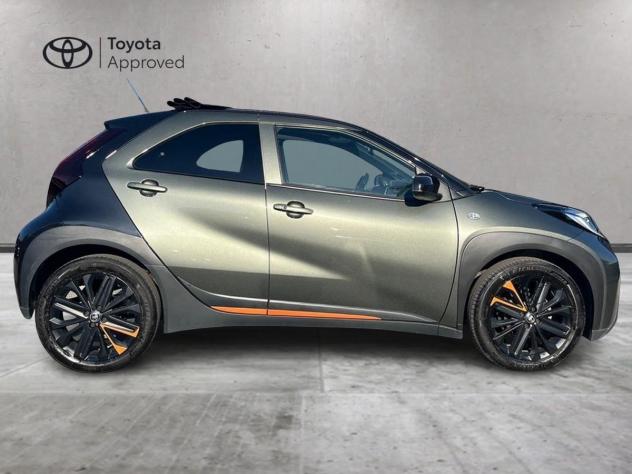 Toyota Aygo X 1.0B (72 CV) Limited Air S-CVT - Foto 3