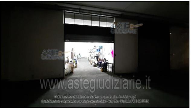 IMMOBILI-IMMOBILE COMMERCIALE-Via Appia Bis, 7 - Foto 5