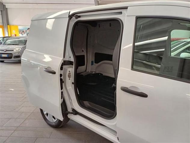 NISSAN Townstar Van EV L1 122cv Acenta 11kWh rif. 20955139 - Foto 8