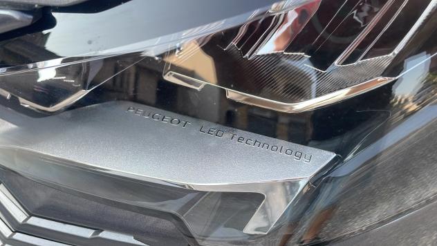 Peugeot 3008 BlueHDi 130 S&S EAT8 GT - Foto 9