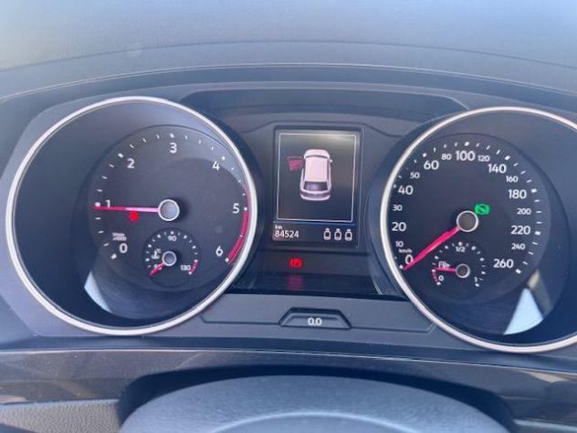 VOLKSWAGEN Tiguan 2.0 TDI 150 CV SCR DSG Life rif. 23477085 - Foto 7