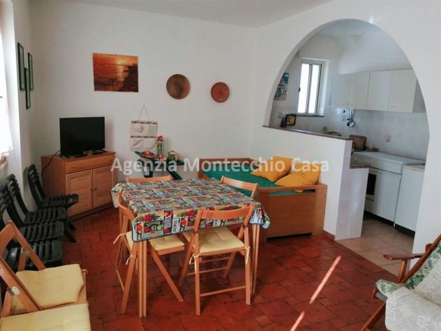 Appartamento su due livelli a pochi passi dal mare – Completamente arredato - Foto 2