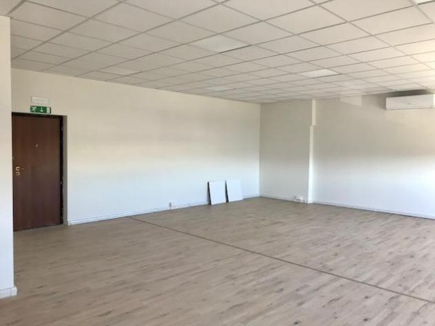Funo Centergross - Affittasi ufficio ristrutturato - Foto 3