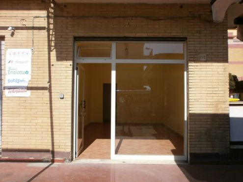 torvajanica negozio affittato ristrutturato - Foto 2