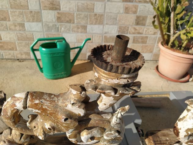 ANTICHI CANDELIERI IN LEGNO - Foto 2