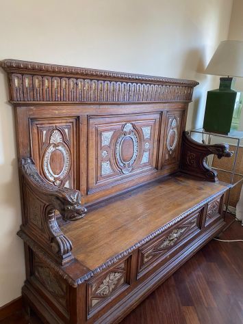 Cassapanca in legno con schienale