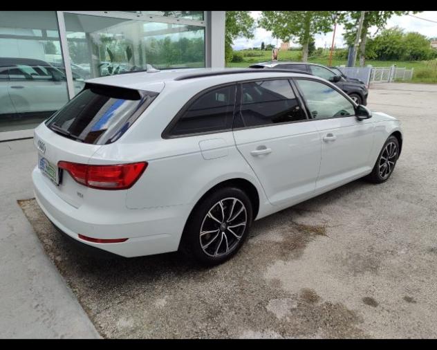AUDI A4 Avant 2.0 TDI 150 CV S tronic rif. 23717001 - Foto 4