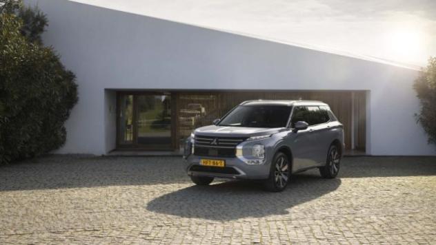 MITSUBISHI Outlander 2.4L 4WD PHEV Invite 4ª serie rif. 23759997 - Foto 6